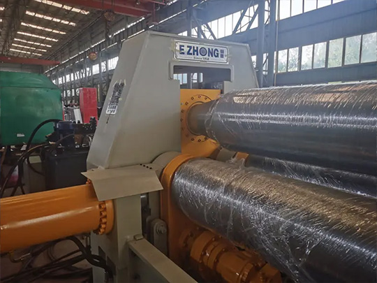 20x2500mm 三輥卷板機